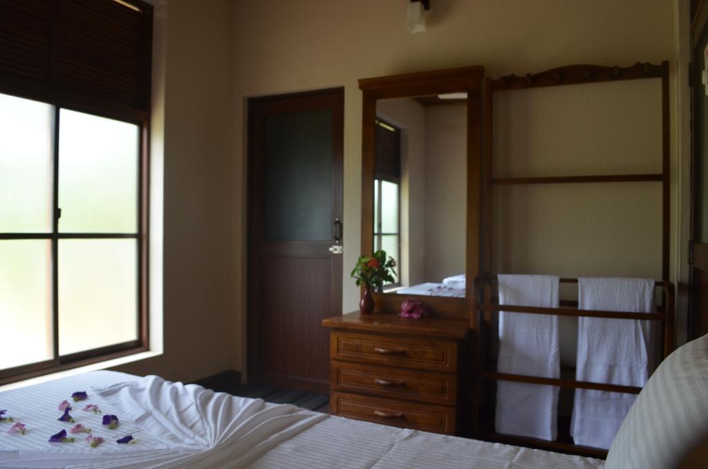 Aqua Front Yala Resort Kirinda  Rom bilde